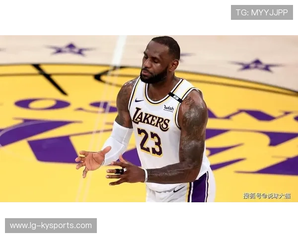 成都谢菲联主帅戴维斯表扬球员拼搏精神，成都谢菲联足球俱乐部球员名单